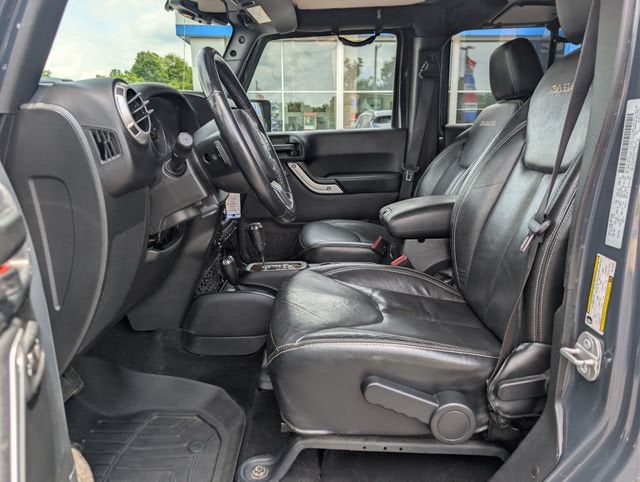 2016 Jeep Wrangler Unlimited Sahara