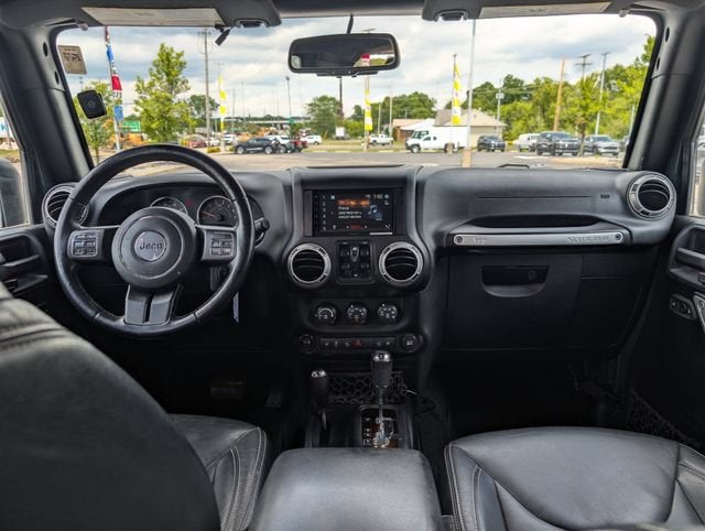 2016 Jeep Wrangler Unlimited Sahara
