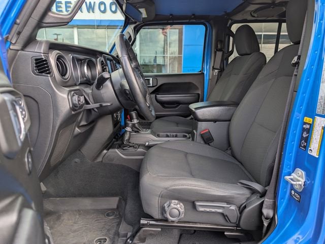 2022 Jeep Gladiator Willys