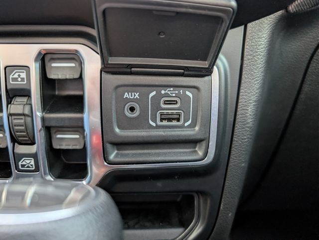 2022 Jeep Gladiator Willys