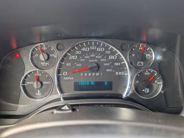2024 Chevrolet Express Passenger 3500 1LS