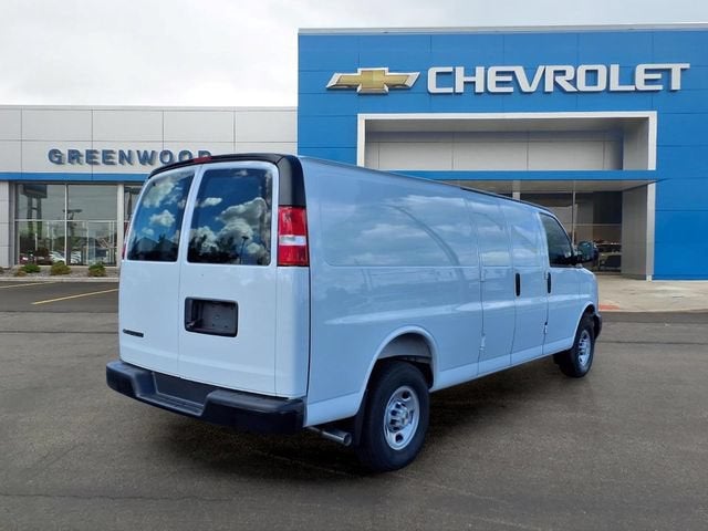 2026 Chevrolet Express Cargo WT