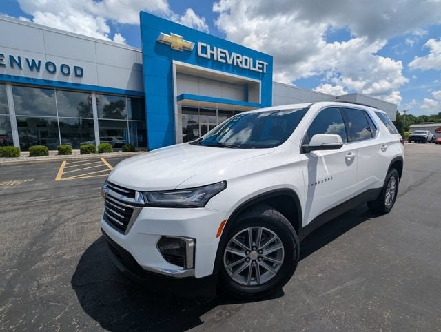 2023 Chevrolet Traverse LT Cloth