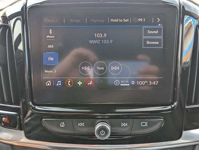 2023 Chevrolet Traverse LT Cloth