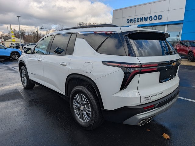 2025 Chevrolet Traverse LT