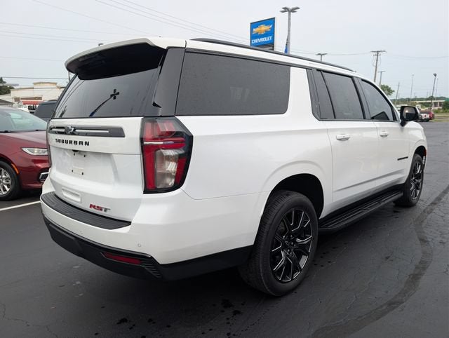 2024 Chevrolet Suburban RST