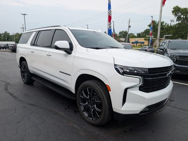 2024 Chevrolet Suburban RST