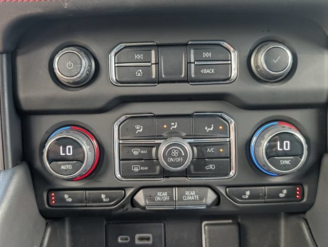 2021 Chevrolet Suburban RST