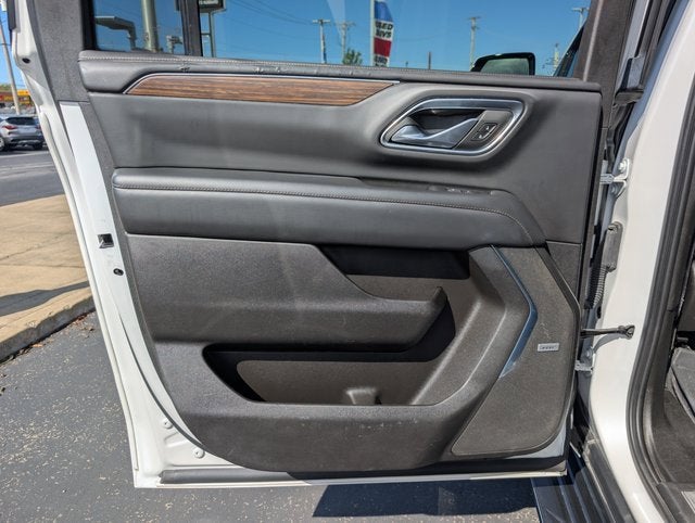 2023 Chevrolet Suburban High Country