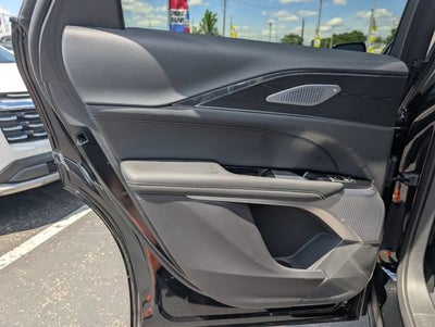 2024 Cadillac LYRIQ Luxury 2