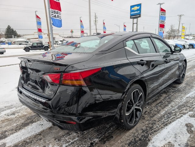 2023 Nissan Altima 2.5 SR