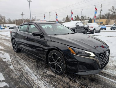 2023 Nissan Altima 2.5 SR