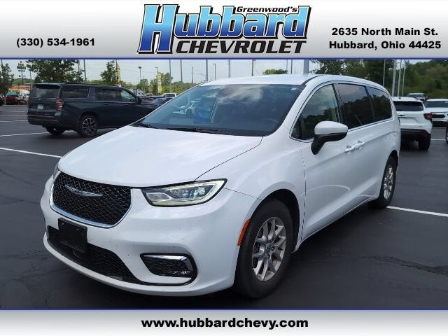 2023 Chrysler Pacifica Touring L