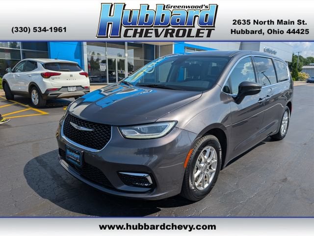 2023 Chrysler Pacifica Touring L