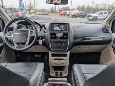 2015 Chrysler Town & Country Touring