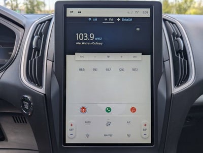 2022 Ford Edge SE