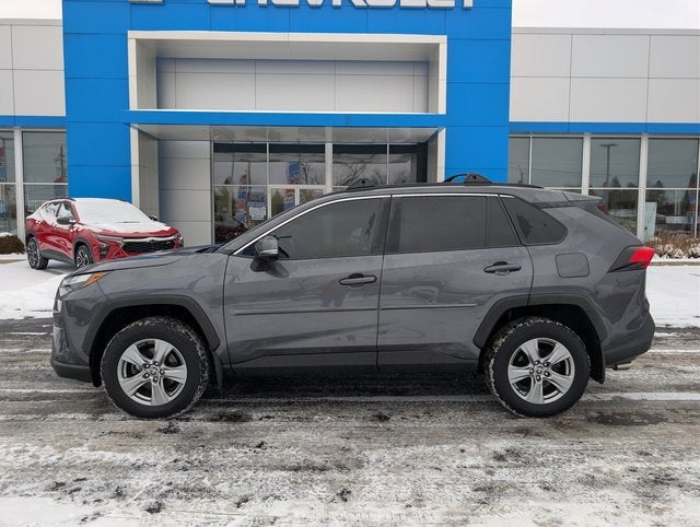 2022 Toyota RAV4 XLE