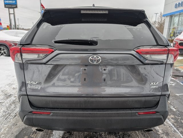 2022 Toyota RAV4 XLE