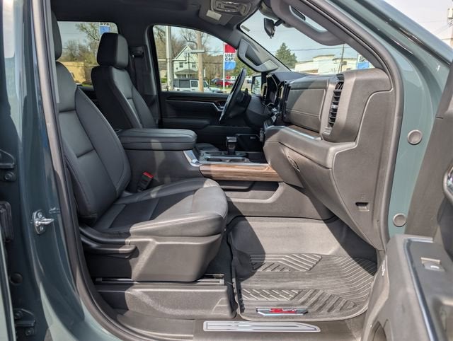 2025 Chevrolet Silverado 1500 LT Trail Boss