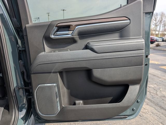 2025 Chevrolet Silverado 1500 LT Trail Boss