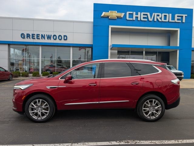 2023 Buick Enclave Essence