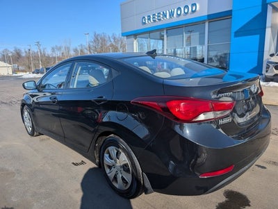 2016 Hyundai Elantra SE