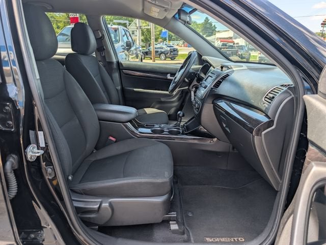 2014 Kia Sorento LX