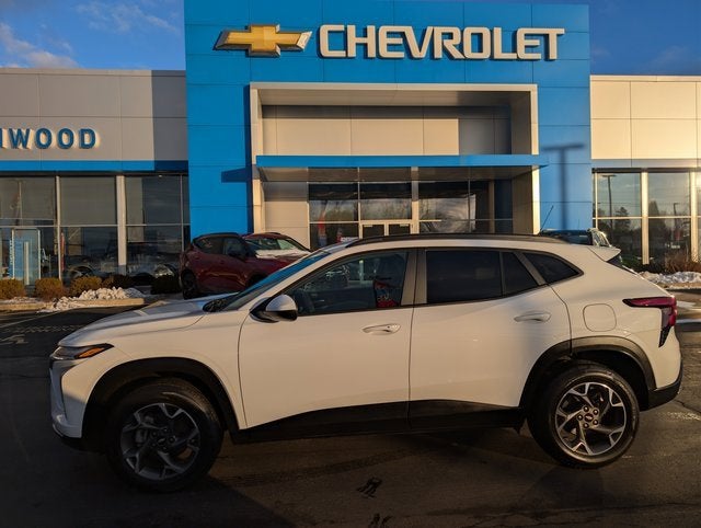 2024 Chevrolet Trax LT