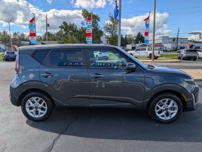 2024 Kia Soul LX