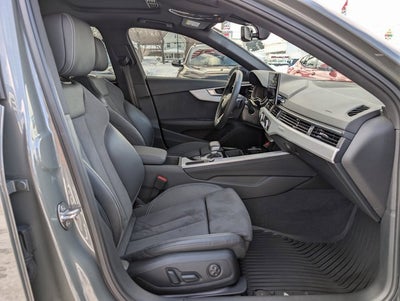 2023 Audi A4 Sedan S line Prestige