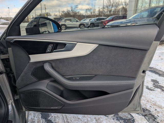 2023 Audi A4 Sedan S line Prestige