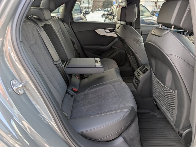 2023 Audi A4 Sedan S line Prestige