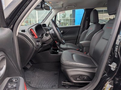 2023 Jeep Renegade Trailhawk