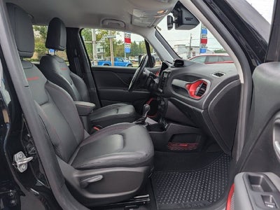 2023 Jeep Renegade Trailhawk