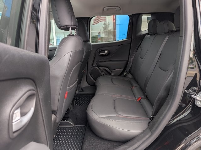 2023 Jeep Renegade Trailhawk