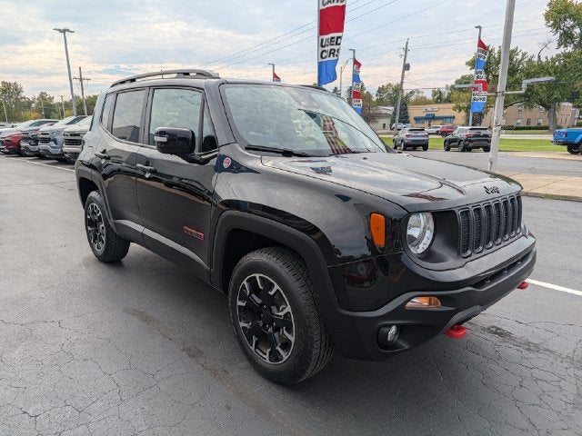 2023 Jeep Renegade Trailhawk
